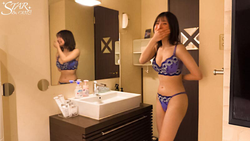 小笠原菜乃のエロ画像