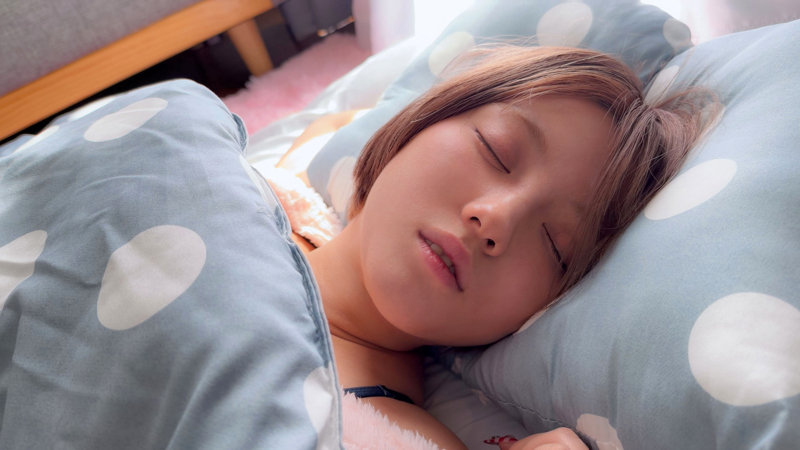 小鈴みかんのエロ画像